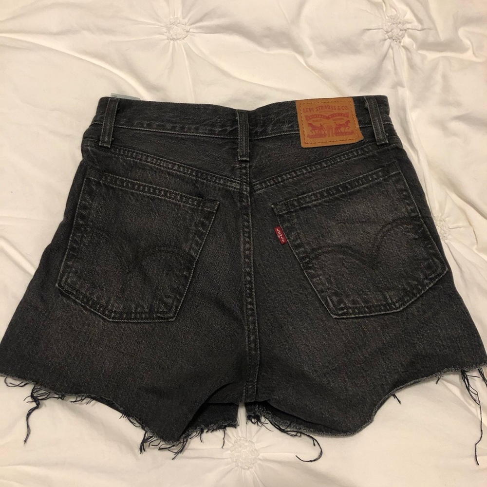 Levi’s Wedgie Shorts in Black